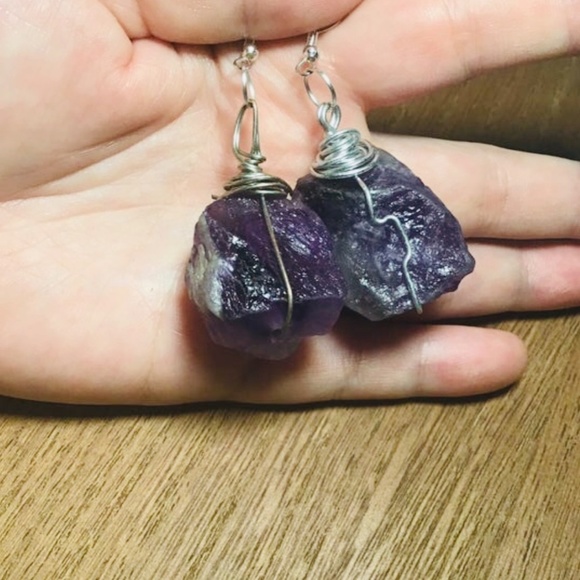 Raw Amethyst earrings, Amethyst earrings handmade - Picture 5 of 5